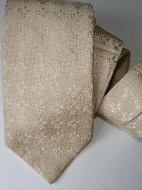 Vitaliano Pancaldi cream textured floral silk tie